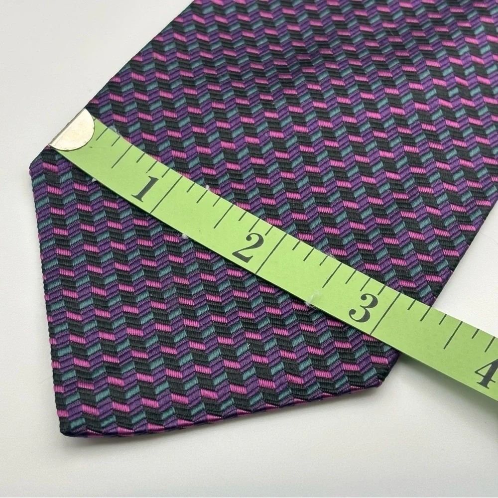 Oak Hall Geometric Design Silk Necktie Tie-Purple/Green/Black